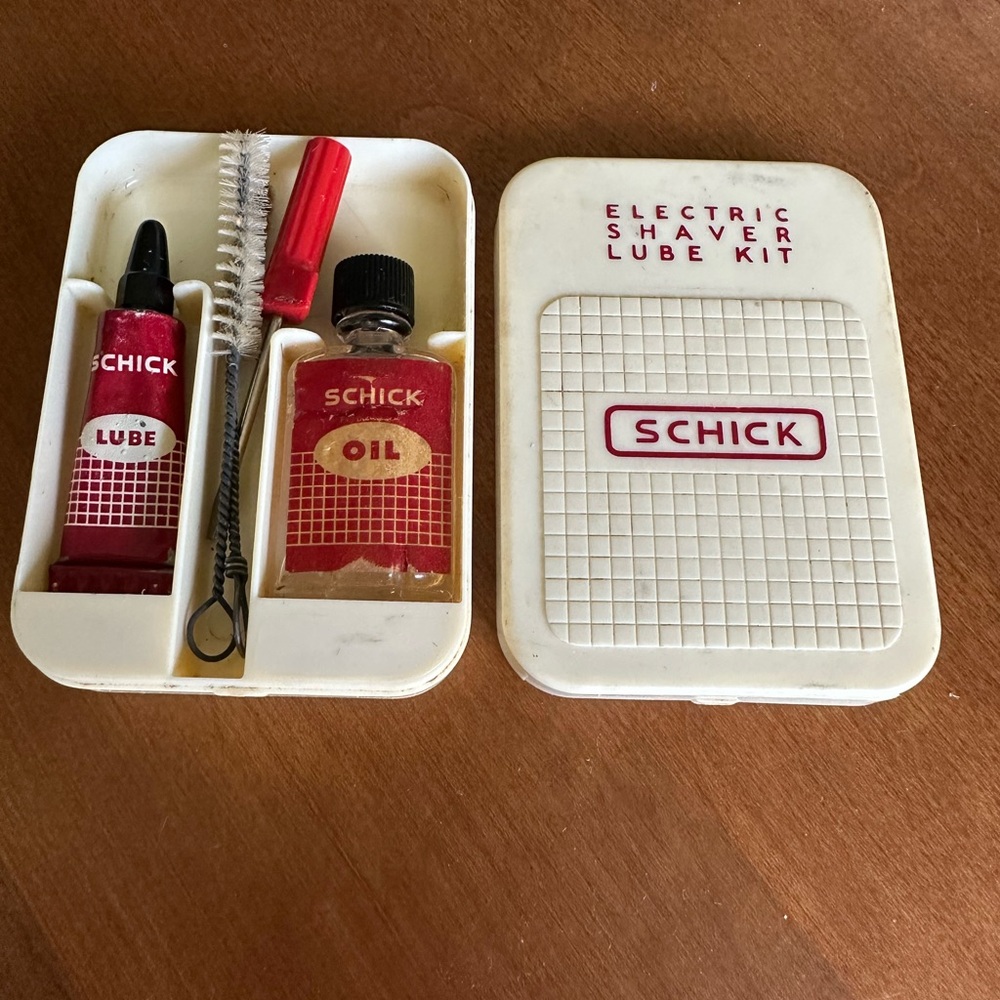 Schick Vintage Electric Shaving Lube Kit